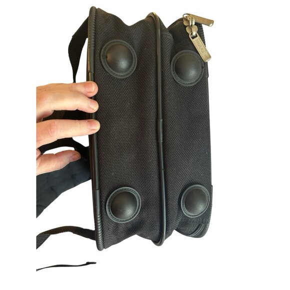 Travelpro Compact Walkabout Laptop Travel Backpack Black 16" Excellent Condition - Picture 5 of 15